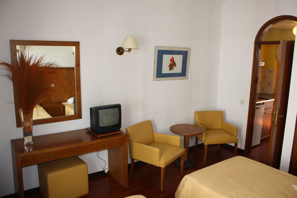 Apartamentos Turisticos Paraiso Funchal  Eksteriør billede